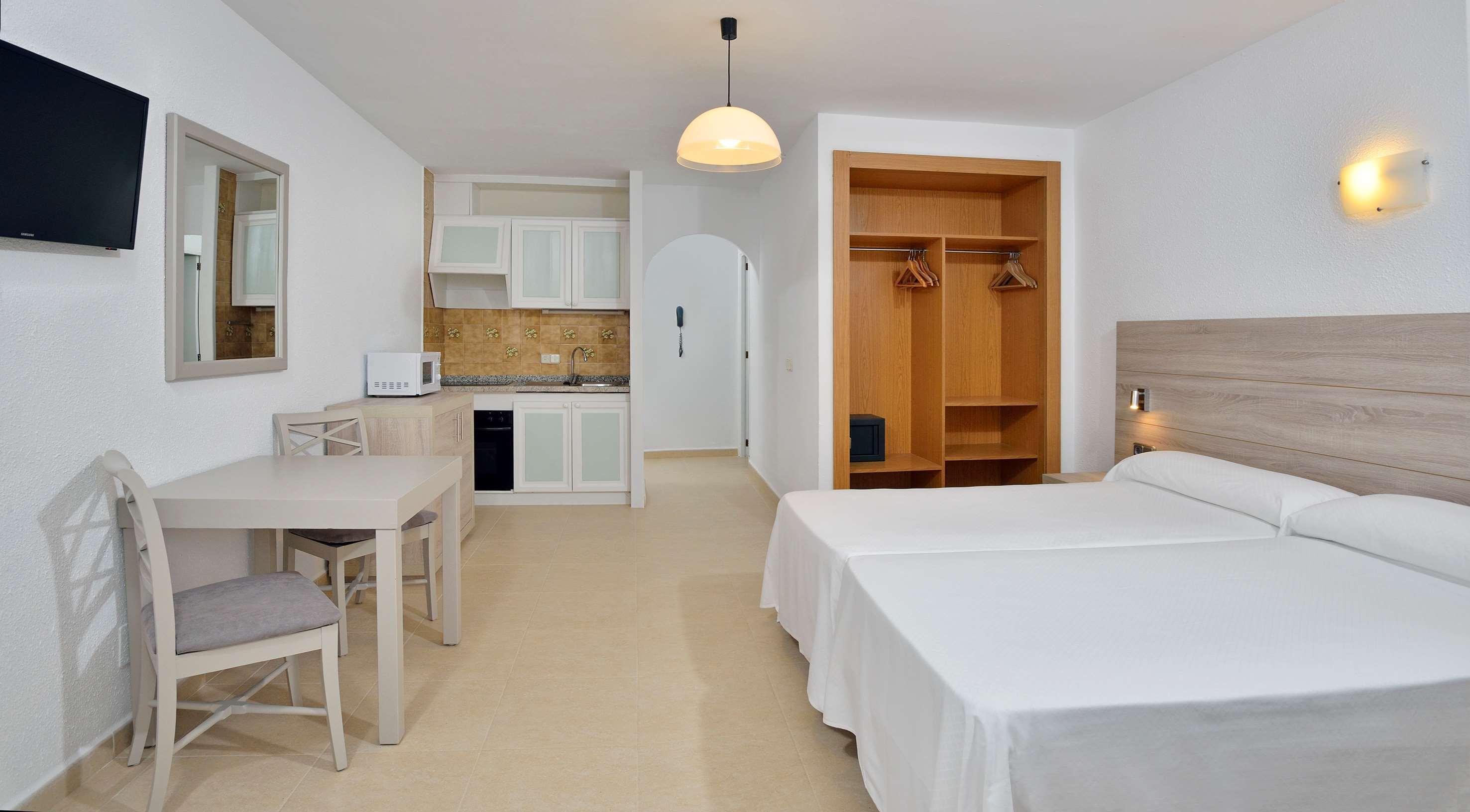 Sol Cala D'Or Apartamentos Екстериор снимка